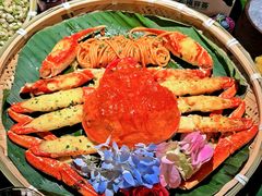-雍容荟帝王蟹活龙虾展台自助(IFS黑金店)