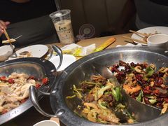 -小鱼小牛·鱼牛干锅·脆鱼火锅(世欧广场店)