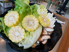 -潮界(LU·ONE凯德晶萃广场店)