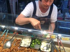 -六合夜市