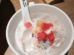 现任椰奶冰粉-新太二·鲜料川菜(万泰汇店)