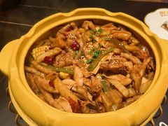 -多嘴超级肉蟹煲(中街恒隆故宫店)