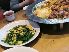 -俭寨大盘鸡·手抓肉·烧烤新疆菜(乌苏路店)