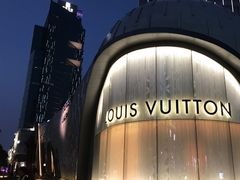 -上海尚嘉中心