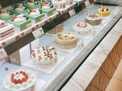 -罗森尼娜(德思勤店)
