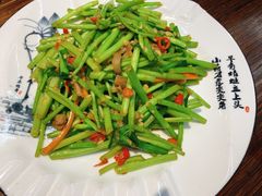 -民间瓦缸煨汤館(嵩山路店)