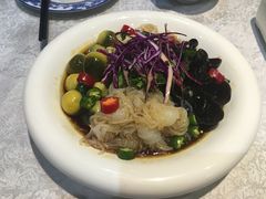 捞汁全家福-京味民福烤鸭店(建设四马路店)