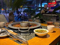 -杨肥肠火锅大排档(火车站花园店)
