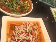 -三叔特色自贡菜(中海国际店)