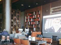 -时光吧·大堂吧·丽江和府洲际度假酒店