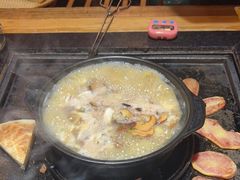 -有一锅·野生菌黑山羊腊排骨火锅(古城北门店)