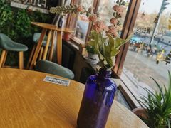 -ZING COFFEE 镜咖啡