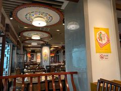 -小天鹅火锅·一线江景洪鼎旗舰店(洪崖洞店)