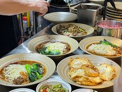 -方铲铲·成都板凳面(滨江银泰店)
