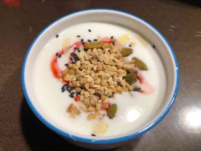 特味村福园-"晚风微醺,绿叶蔓枝萦绕.算是这家店的老顾.