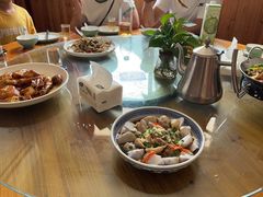 -芦茨金富饭庄·25年老字号·专做稻草鸡