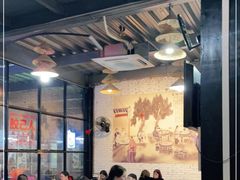 大堂-官塘锋记鱼生·生腌·砂锅粥(牌坊街店)