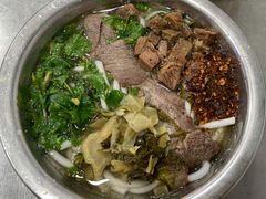 -花溪牛肉粉(八鸽岩店)
