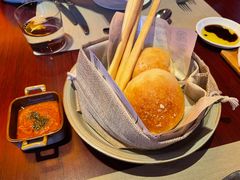 餐前面包-杭州西子湖四季酒店-WL BISTRO西湖餐厅(灵隐路店)