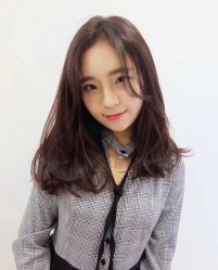 -变画·发型STUDIO