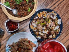 -蚝堡海鲜·威海菜·海肠捞饭·烧烤·亚洲吃蚝公司(幸福门店)