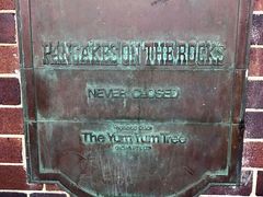 -Pancakes on the rocks(Darling Harbour)