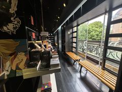 -钟书阁(松江泰晤士小镇店)