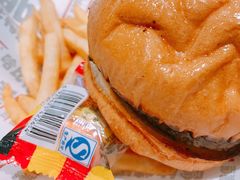 -The Habit Burger Grill 哈比特汉堡(爱琴海店)