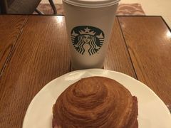 -星巴克臻选(上海长风大悦城店)