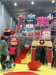 -乐多星球潮玩中心(沈阳嘉里城店)