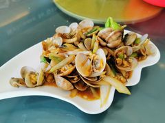 -覃记海鲜美食餐厅