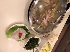 -一席地·本地鸡窝·杭帮鸡火锅(萧山银隆百货店)