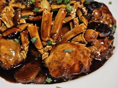 毛蟹烧年糕-金枝玉叶上海人家食府(三里河店)