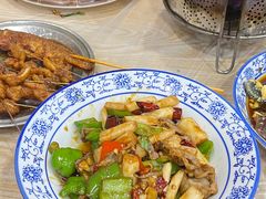 -江城燕子大排档(江汉路步行街店)