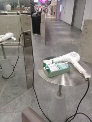 -斑斓色彩沙龙