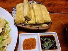 -老滇山寨•云南特色菜•地方菜•民族风情歌舞表演(金碧店)