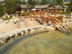 -华山御温泉度假村