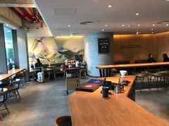 大堂-星巴克(珠海仁恒滨海中心店)