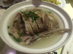 手扒苏尼特羊肉-西北45°(世茂广场店)