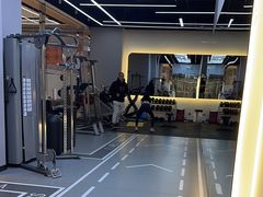 -VLines耀能运动24小时·月付制健身(京广桥店)