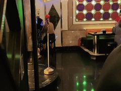 -欢乐空间KTV(奥山世纪城店)
