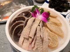 -羊来顺冰煮鲜羊 铁锅烀羊肉(中央大街店)