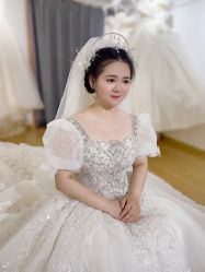 -MUSE缪斯婚纱礼服馆(黄陂广场店)