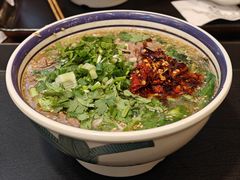 -云阿蛮云南生烫牛肉米线(奉贤路店)