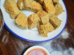 绍兴臭豆腐-咸亨酒店•非遗绍兴菜•中华老字号(堂吃餐厅)