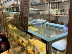 -白玉兰食品甜凤店(合生汇店)