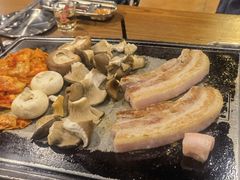 鲜五花肉-香猪坊(五道口店)