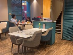 -美奈小馆·越南料理(中航城君尚购物中心店)