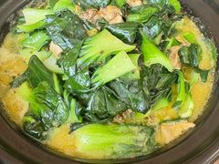 河蚌青菜-鸿运酒楼