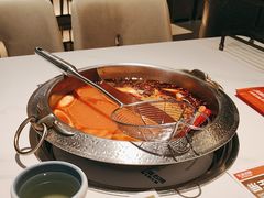 -左庭右院鲜牛肉火锅(金山万达店)